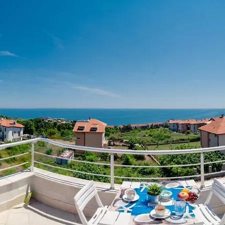Yav-ka Budzhaka Sozopol